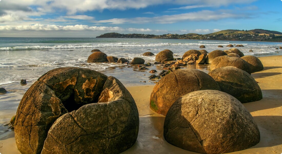 Moeraki Boulders