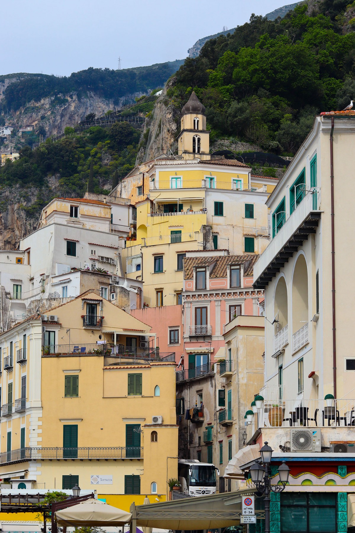 Amalfi Coast vs. Cinque Terre: Which One Should You Visit? Amalfi Coast vs. Cinque Terre: Which One Should You Visit?