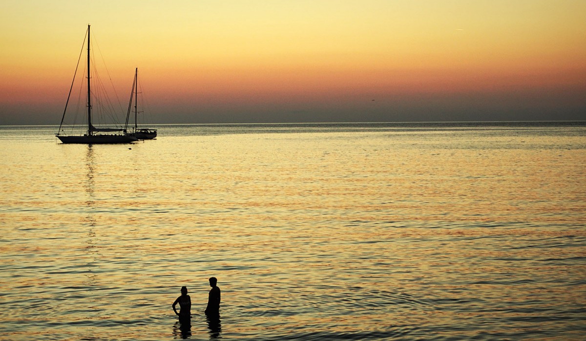 仕事とくつろぎのための最高の海辺の町
