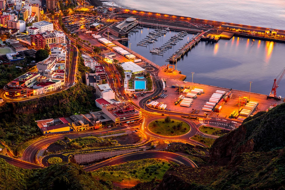 仕事とくつろぎのための最高の海辺の町