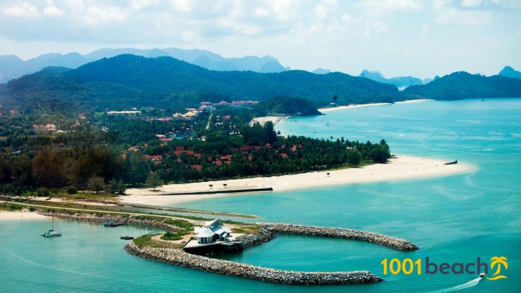 タンジュンルー ビーチ Tanjung Rhu Beach